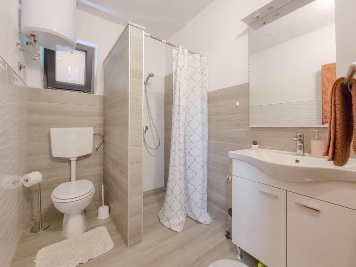 Enio Apartment Novigrad  Exterior photo