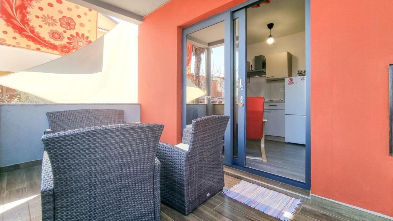 Enio Apartment Novigrad  Exterior photo